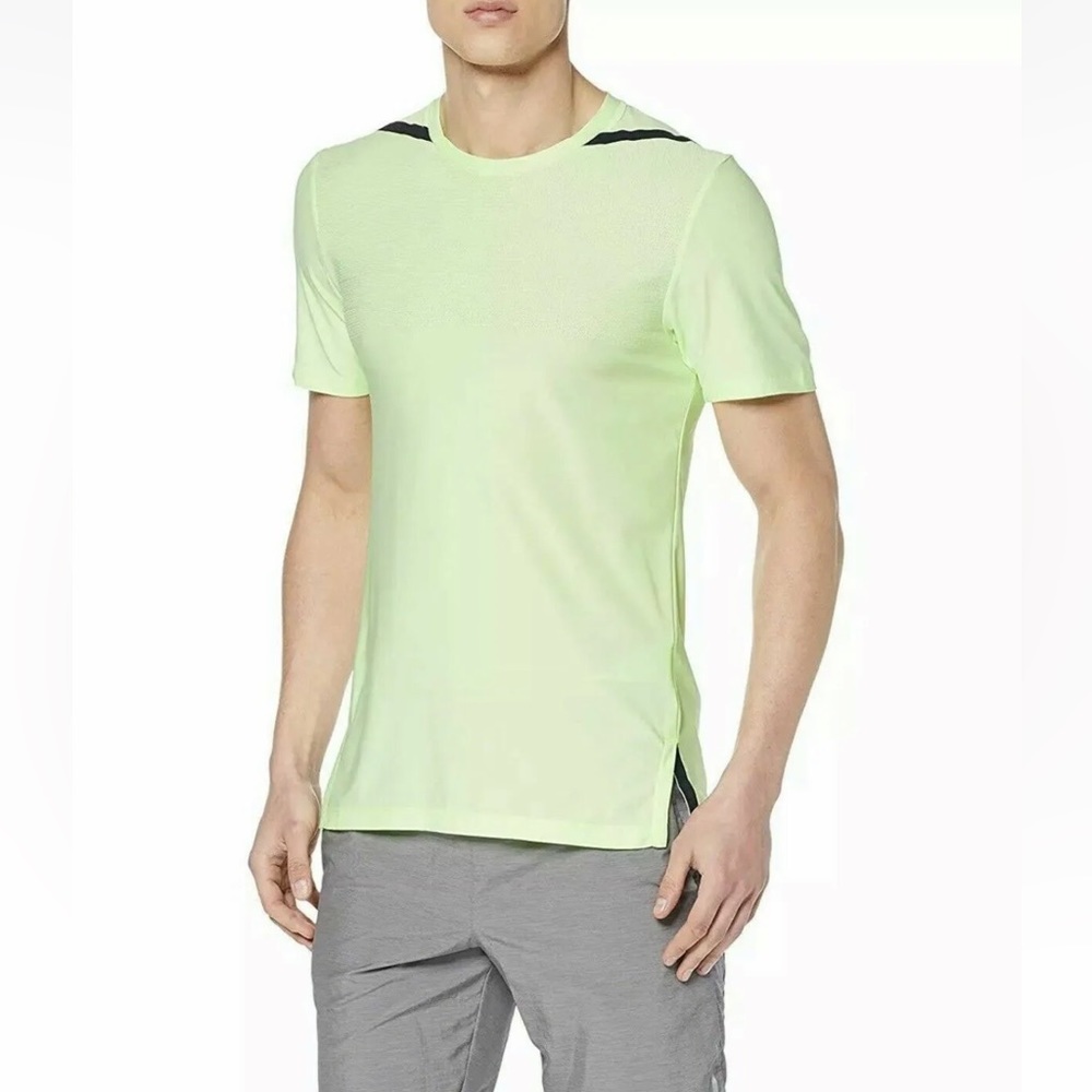 ✔️ MIKE TECH PACK DRI FIT TSHIRT
